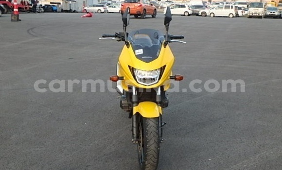 Nunua Ilio tumika Honda VRX 400 Roadster Nyingine Bike ndani ya Beitbridge nchini Matabeleland Kusini Nunua Ilio tumika Honda VRX 400 Roadster Nyingine Bike ndani ya Beitbridge nchini Matabeleland Kusini