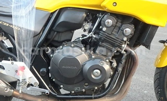 Nunua Ilio tumika Honda VRX 400 Roadster Nyingine Bike ndani ya Beitbridge nchini Matabeleland Kusini Nunua Ilio tumika Honda VRX 400 Roadster Nyingine Bike ndani ya Beitbridge nchini Matabeleland Kusini