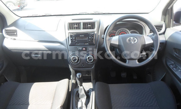 Acheter Occasion Voiture Toyota Avanza Blanc à Beitbridge, Matabeleland South Acheter Occasion Voiture Toyota Avanza Blanc à Beitbridge, Matabeleland South