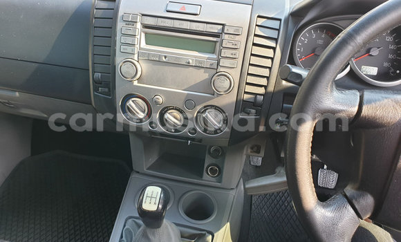 Acheter Occasion Voiture Mazda BT-50 Blanc à Beitbridge, Matabeleland South Acheter Occasion Voiture Mazda BT-50 Blanc à Beitbridge, Matabeleland South