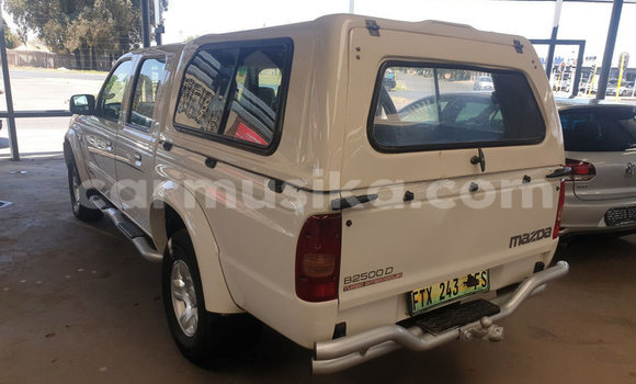 Tenga Tsaru Mazda BT-50 Chena Mota in Beitbridge in Matabeleland South Tenga Tsaru Mazda BT-50 Chena Mota in Beitbridge in Matabeleland South