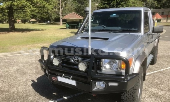 Tenga Tsaru Toyota Land Cruiser Sirivha Mota in Beitbridge in Matabeleland South Tenga Tsaru Toyota Land Cruiser Sirivha Mota in Beitbridge in Matabeleland South