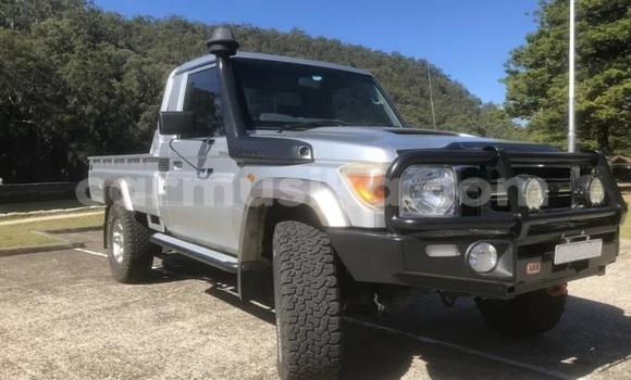 Tenga Tsaru Toyota Land Cruiser Sirivha Mota in Beitbridge in Matabeleland South Tenga Tsaru Toyota Land Cruiser Sirivha Mota in Beitbridge in Matabeleland South