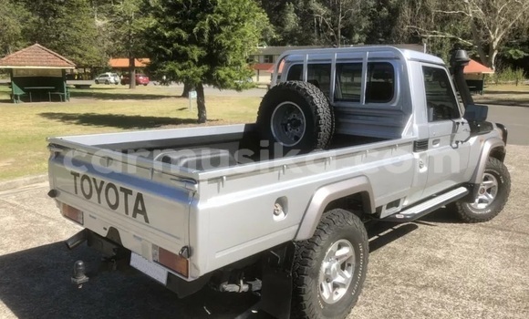 Tenga Tsaru Toyota Land Cruiser Sirivha Mota in Beitbridge in Matabeleland South Tenga Tsaru Toyota Land Cruiser Sirivha Mota in Beitbridge in Matabeleland South