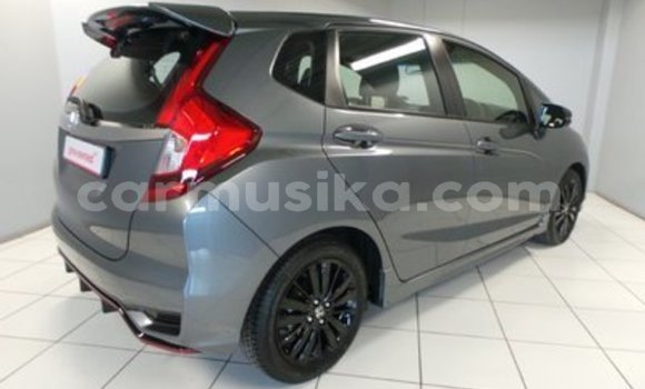 Buy Used Honda Fit Other Car in Beitbridge in Matabeleland South Buy Used Honda Fit Other Car in Beitbridge in Matabeleland South