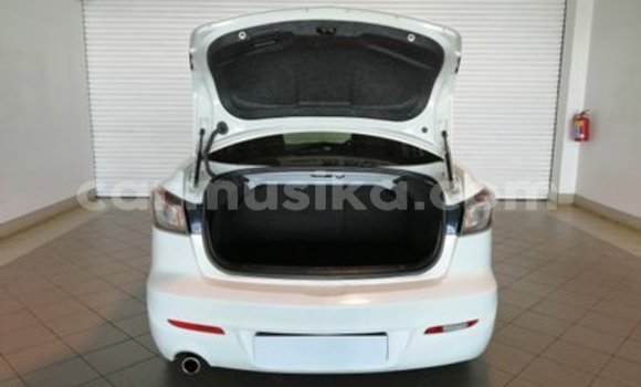 Tenga Tsaru Mazda 3 Chena Mota in Beitbridge in Matabeleland South Tenga Tsaru Mazda 3 Chena Mota in Beitbridge in Matabeleland South