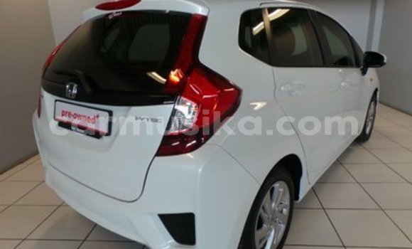 Nunua Ilio tumika Honda Jazz Nyingine Gari ndani ya Beitbridge nchini Matabeleland Kusini Nunua Ilio tumika Honda Jazz Nyingine Gari ndani ya Beitbridge nchini Matabeleland Kusini