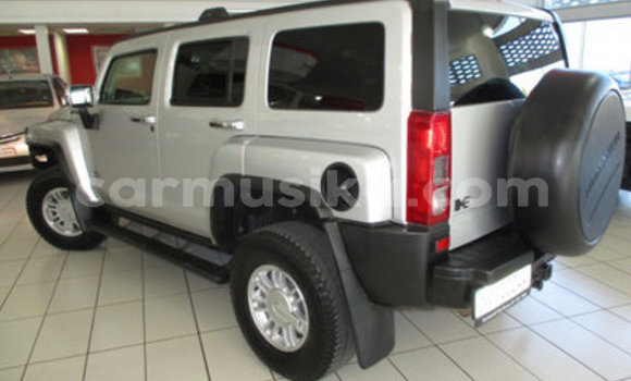 Buy Used Hummer H3 Silver Car in Beitbridge in Matabeleland South Buy Used Hummer H3 Silver Car in Beitbridge in Matabeleland South
