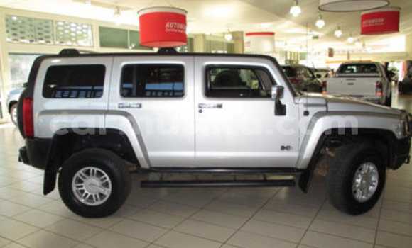 Buy Used Hummer H3 Silver Car in Beitbridge in Matabeleland South Buy Used Hummer H3 Silver Car in Beitbridge in Matabeleland South