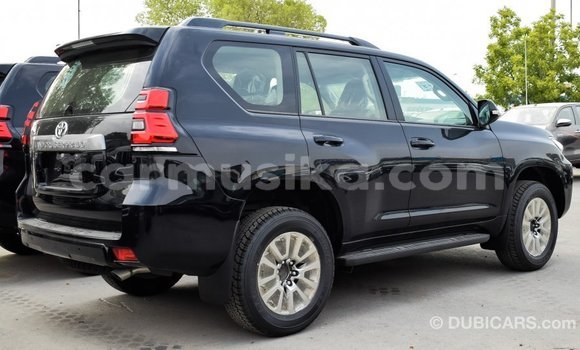 Tenga Imported Toyota Land Cruiser Nhema Mota in Import - Dubai in Harare Tenga Imported Toyota Land Cruiser Nhema Mota in Import - Dubai in Harare