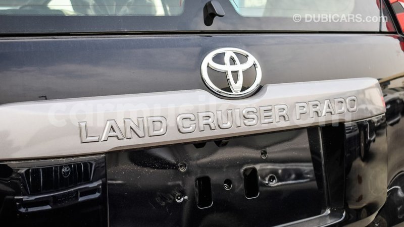 Big with watermark toyota land cruiser harare import dubai 11037