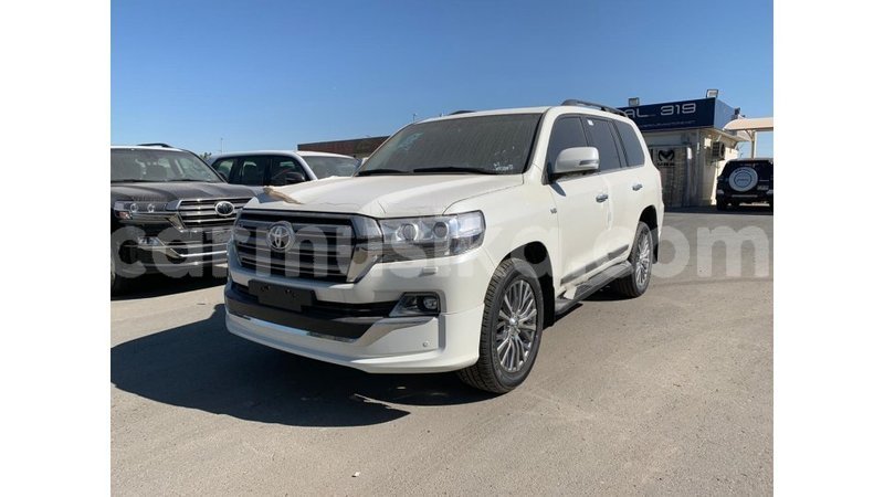 Big with watermark toyota land cruiser harare import dubai 11044