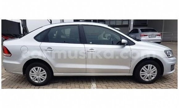 Buy Used Volkswagen Polo Silver Car in Beitbridge in Matabeleland South Buy Used Volkswagen Polo Silver Car in Beitbridge in Matabeleland South
