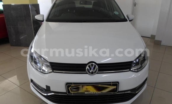 Buy Used Volkswagen Polo White Car in Beitbridge in Matabeleland South Buy Used Volkswagen Polo White Car in Beitbridge in Matabeleland South