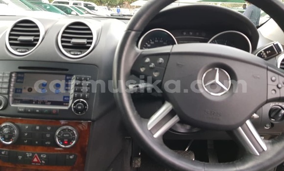 Acheter Occasion Voiture Mercedes‒Benz ML–Class Noir à Harare, Harare Acheter Occasion Voiture Mercedes‒Benz ML–Class Noir à Harare, Harare