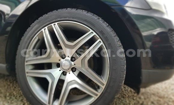 Acheter Occasion Voiture Mercedes‒Benz ML–Class Noir à Harare, Harare Acheter Occasion Voiture Mercedes‒Benz ML–Class Noir à Harare, Harare