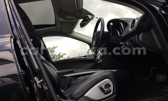 Acheter Occasion Voiture Mercedes‒Benz ML–Class Noir à Harare, Harare Acheter Occasion Voiture Mercedes‒Benz ML–Class Noir à Harare, Harare