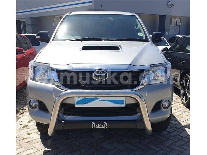 Big with watermark toyota hilux matabeleland south beitbridge 11065