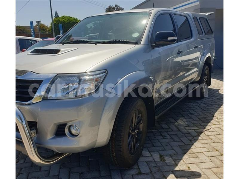 Big with watermark toyota hilux matabeleland south beitbridge 11065