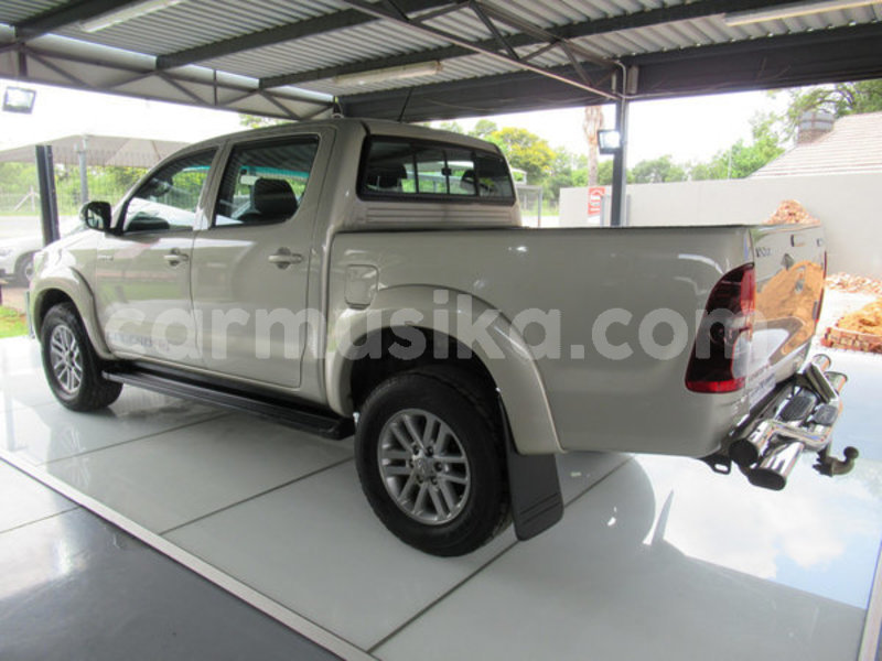 Big with watermark toyota hilux matabeleland south beitbridge 11067