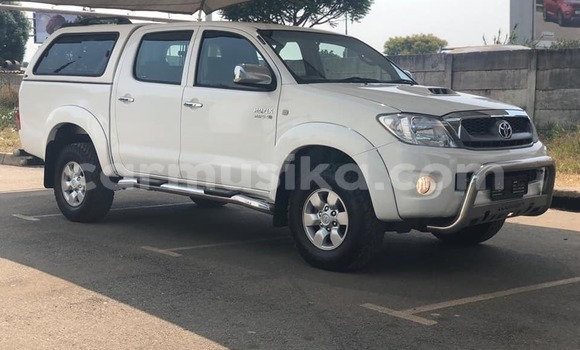 Acheter Occasion Voiture Toyota Hilux Blanc à Harare, Harare Acheter Occasion Voiture Toyota Hilux Blanc à Harare, Harare