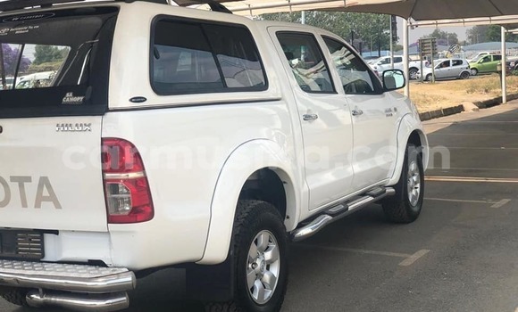 Acheter Occasion Voiture Toyota Hilux Blanc à Harare, Harare Acheter Occasion Voiture Toyota Hilux Blanc à Harare, Harare