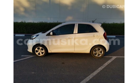 Acheter Import Voiture Kia Picanto Blanc à Import - Dubai, Harare Acheter Import Voiture Kia Picanto Blanc à Import - Dubai, Harare