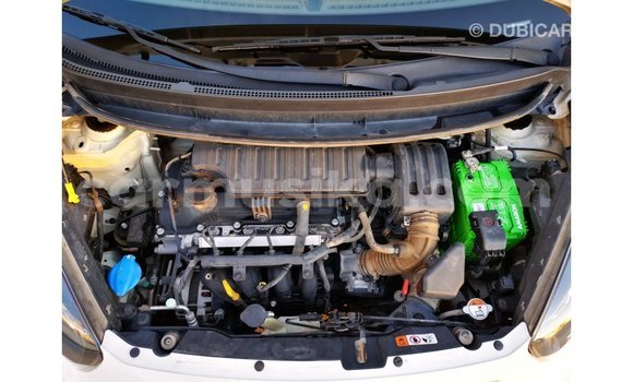 Acheter Import Voiture Kia Picanto Blanc à Import - Dubai, Harare Acheter Import Voiture Kia Picanto Blanc à Import - Dubai, Harare