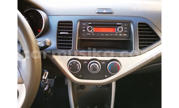 Acheter Import Voiture Kia Picanto Blanc à Import - Dubai, Harare Acheter Import Voiture Kia Picanto Blanc à Import - Dubai, Harare