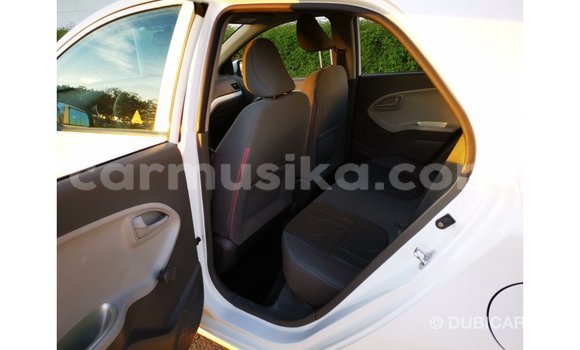 Acheter Import Voiture Kia Picanto Blanc à Import - Dubai, Harare Acheter Import Voiture Kia Picanto Blanc à Import - Dubai, Harare