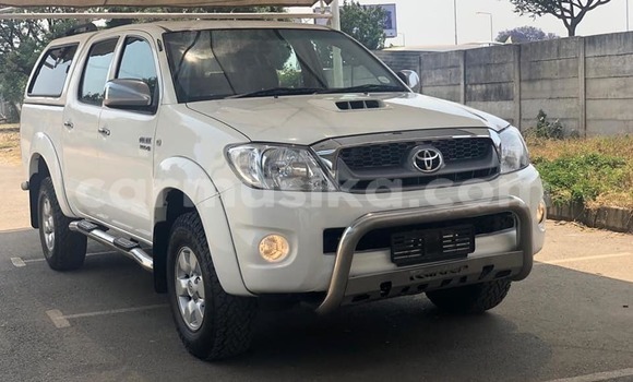 Acheter Occasion Voiture Toyota Hilux Blanc à Harare, Harare Acheter Occasion Voiture Toyota Hilux Blanc à Harare, Harare