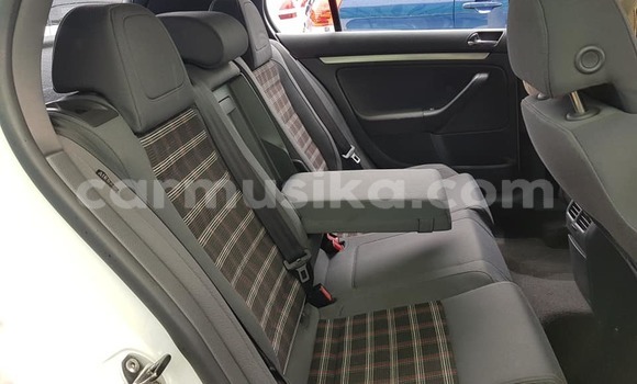 Acheter Occasion Voiture Volkswagen Golf Blanc à Harare, Harare Acheter Occasion Voiture Volkswagen Golf Blanc à Harare, Harare