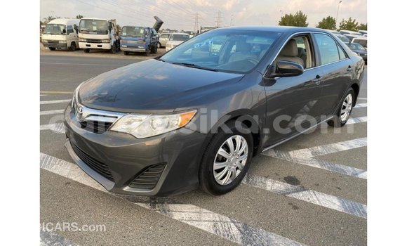Tenga Imported Toyota Camry Zvimwe Mota in Import - Dubai in Harare Tenga Imported Toyota Camry Zvimwe Mota in Import - Dubai in Harare