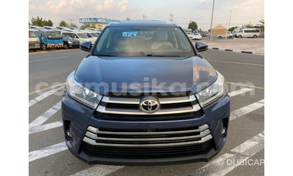 Acheter Import Voiture Toyota Highlander Bleu à Import - Dubai, Harare Acheter Import Voiture Toyota Highlander Bleu à Import - Dubai, Harare