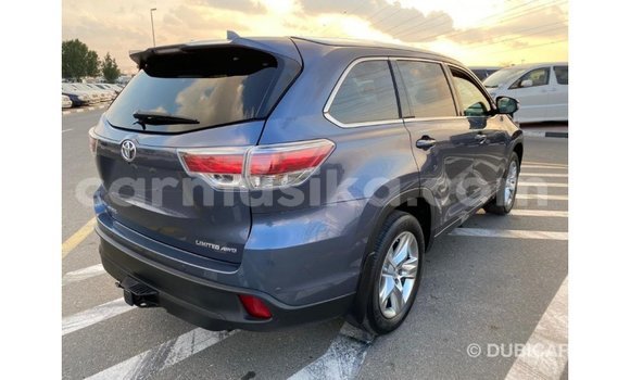 Acheter Import Voiture Toyota Highlander Bleu à Import - Dubai, Harare Acheter Import Voiture Toyota Highlander Bleu à Import - Dubai, Harare