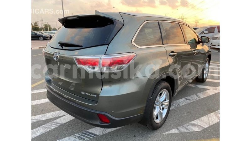 Big with watermark toyota highlander harare import dubai 11089