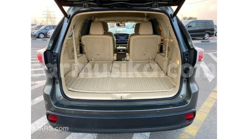 Big with watermark toyota highlander harare import dubai 11089