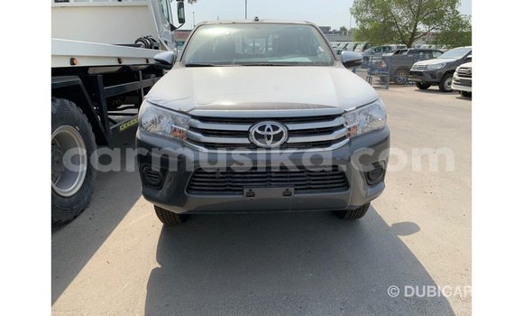 Acheter Import Voiture Toyota Hilux Autre à Import - Dubai, Harare Acheter Import Voiture Toyota Hilux Autre à Import - Dubai, Harare