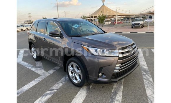 Tenga Imported Toyota Highlander Zvimwe Mota in Import - Dubai in Harare Tenga Imported Toyota Highlander Zvimwe Mota in Import - Dubai in Harare