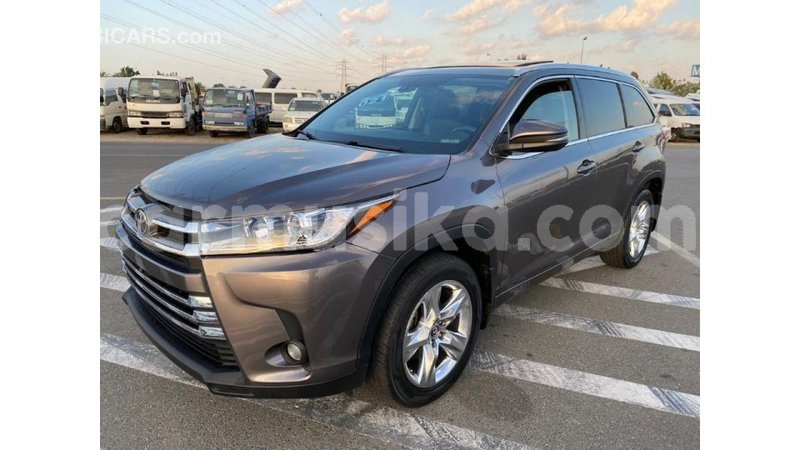 Big with watermark toyota highlander harare import dubai 11100