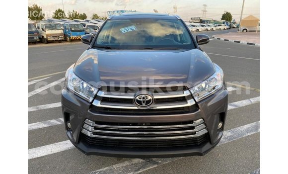 Tenga Imported Toyota Highlander Zvimwe Mota in Import - Dubai in Harare Tenga Imported Toyota Highlander Zvimwe Mota in Import - Dubai in Harare