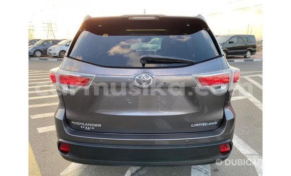 Tenga Imported Toyota Highlander Zvimwe Mota in Import - Dubai in Harare Tenga Imported Toyota Highlander Zvimwe Mota in Import - Dubai in Harare