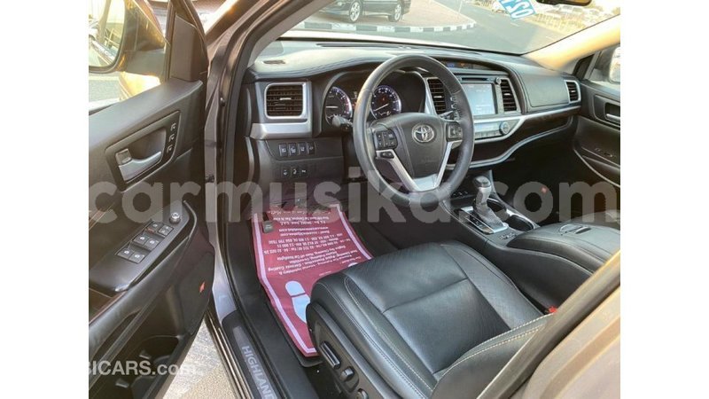 Big with watermark toyota highlander harare import dubai 11100