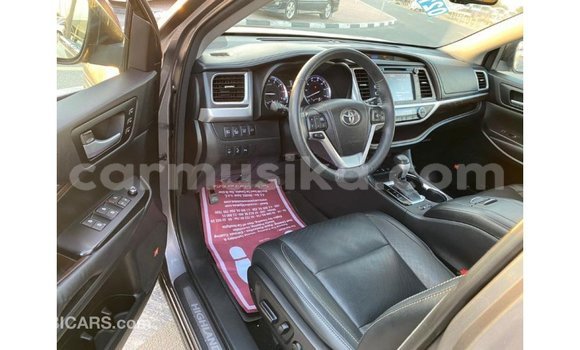 Tenga Imported Toyota Highlander Zvimwe Mota in Import - Dubai in Harare Tenga Imported Toyota Highlander Zvimwe Mota in Import - Dubai in Harare