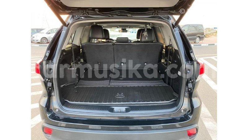 Big with watermark toyota highlander harare import dubai 11100