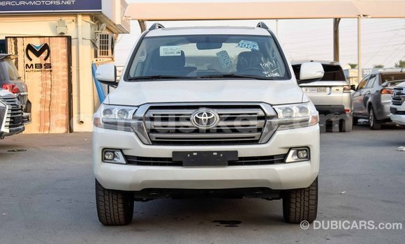 Buy Import Toyota Land Cruiser White Car in Import - Dubai in Harare Buy Import Toyota Land Cruiser White Car in Import - Dubai in Harare