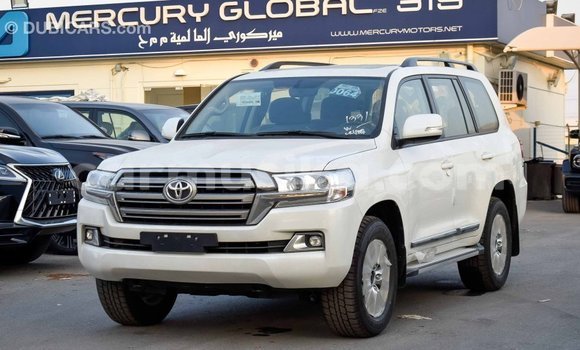 Buy Import Toyota Land Cruiser White Car in Import - Dubai in Harare Buy Import Toyota Land Cruiser White Car in Import - Dubai in Harare