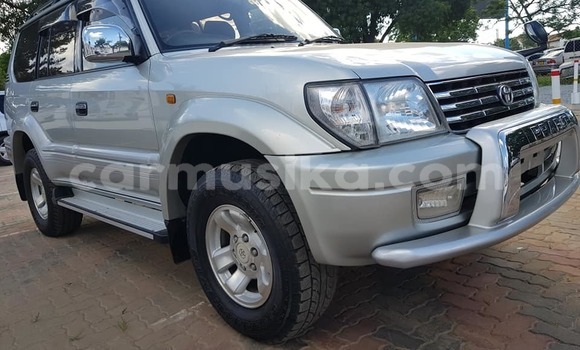 Acheter Occasion Voiture Toyota Land Cruiser Prado Gris à Harare, Harare Acheter Occasion Voiture Toyota Land Cruiser Prado Gris à Harare, Harare