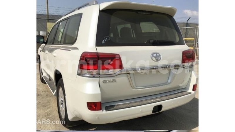 Big with watermark toyota land cruiser harare import dubai 11111