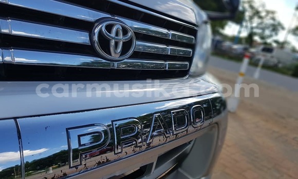 Acheter Occasion Voiture Toyota Land Cruiser Prado Gris à Harare, Harare Acheter Occasion Voiture Toyota Land Cruiser Prado Gris à Harare, Harare